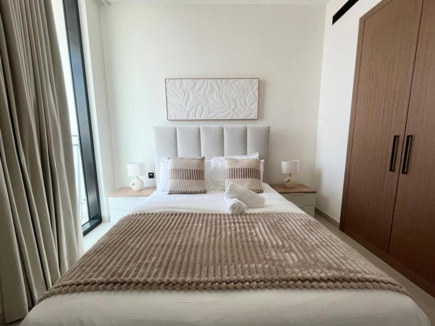 Relax In Style 1br Haven In Binghatti Venus! Apartment *