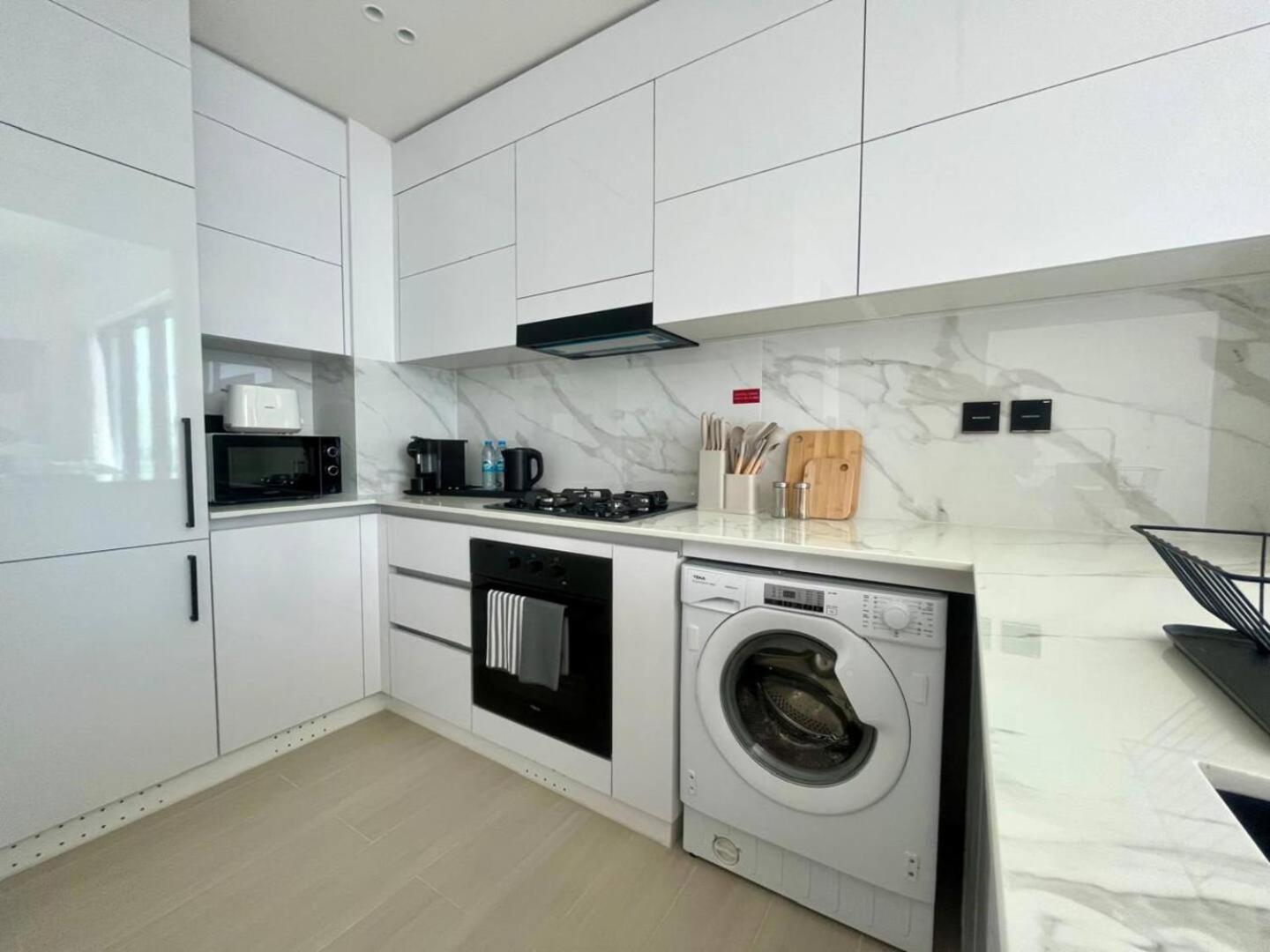Relax In Style 1br Haven In Binghatti Venus! Dubai